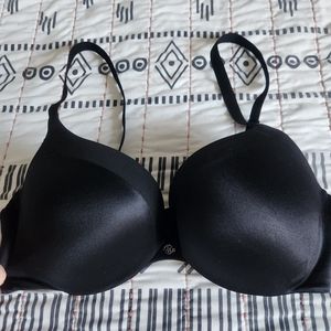 Victorias Secret Black Push Up Bra 34C